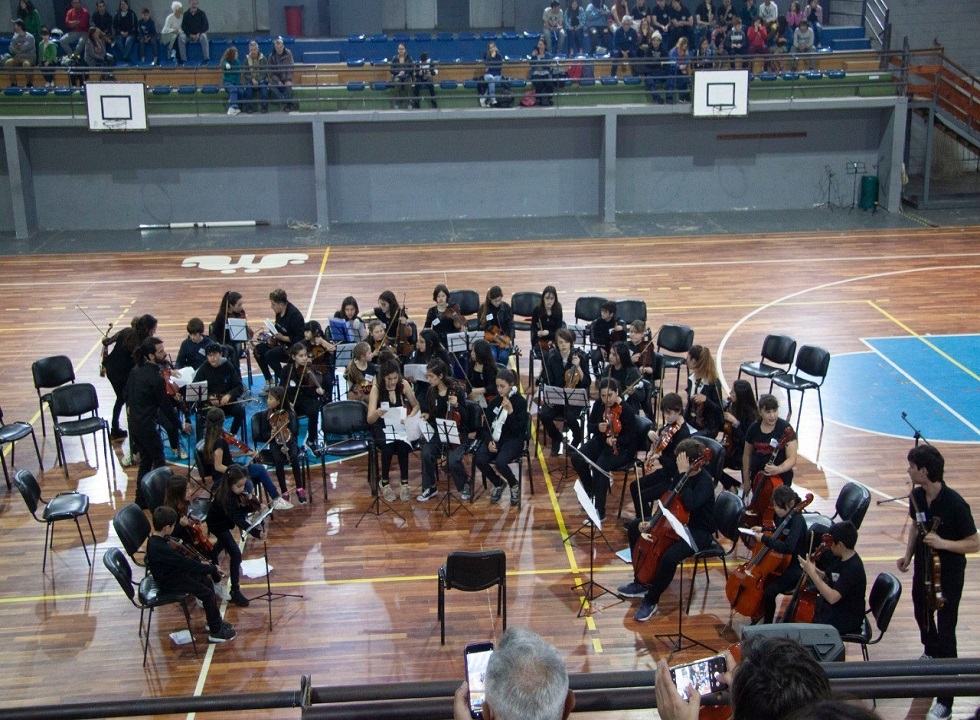 La orquesta infanto juvenil cierra el año en el Teatro Municipal