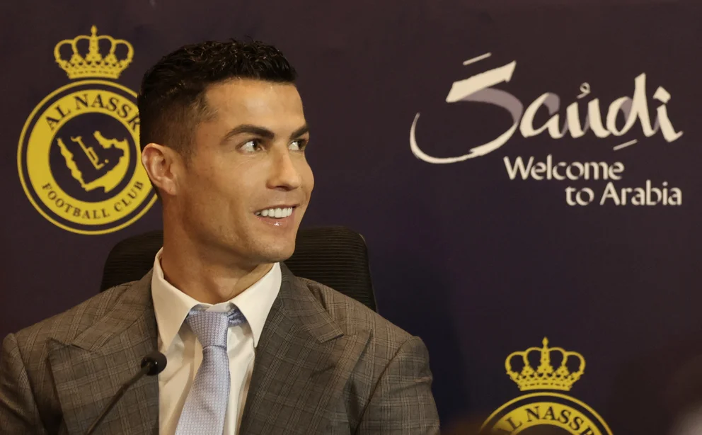 Cristiano Ronaldo fue presentado en Al Nassr ante una multitud: “Tengo un contrato único porque soy un jugador único”