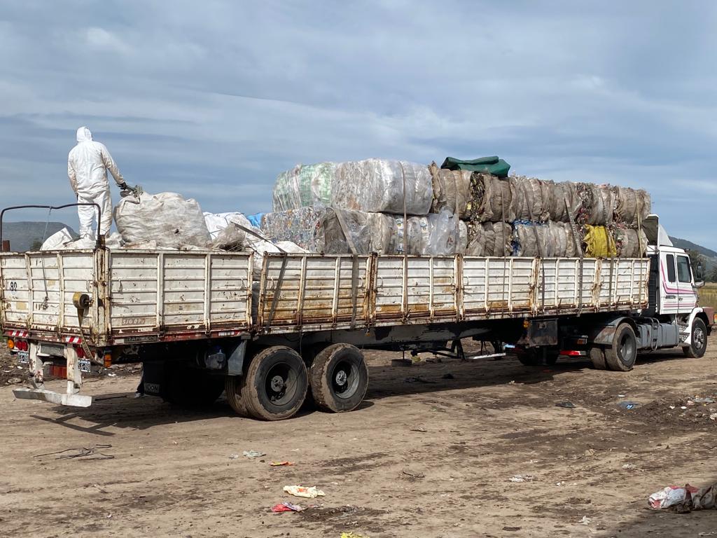 Un nuevo cargamento de material reciclable envió Gestión Ambiental