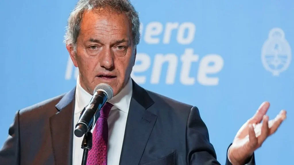 Scioli advirtió que con él no va el “operativo desánimo” y ratificó su precandidatura