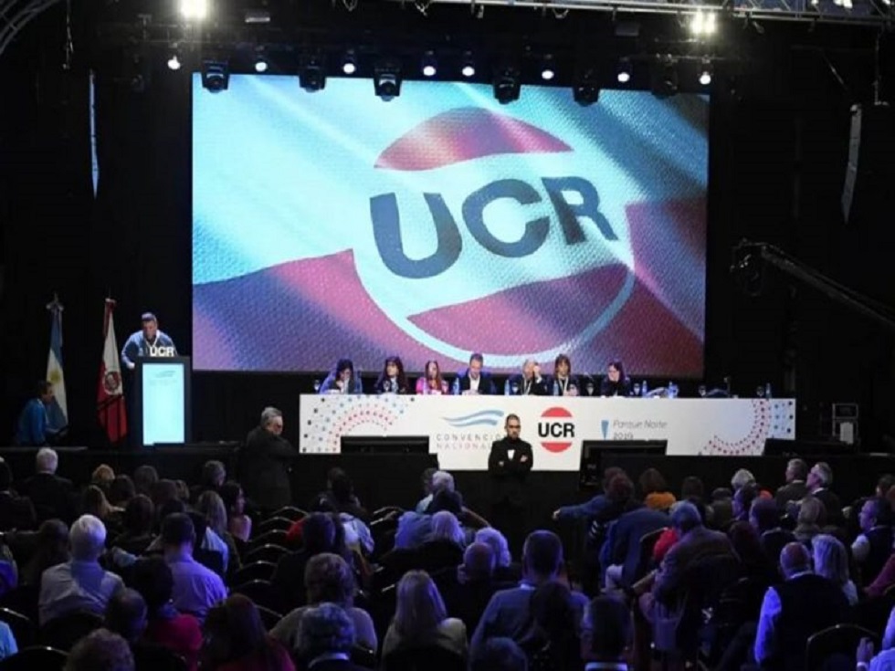 El Intendente Esteban Reino participa en la Convención Nacional de la UCR