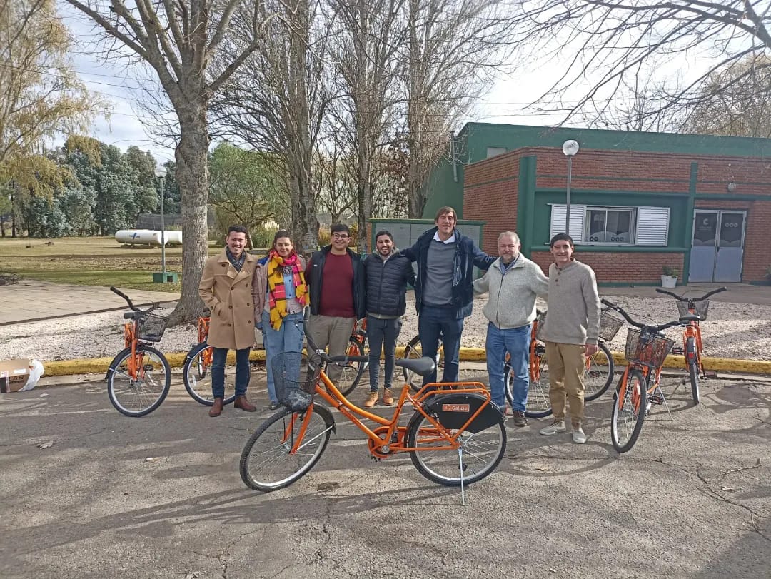Inauguran espacio deportivo y entregan bicicletas a estudiantes en la Facultad de Ciencias Agrarias