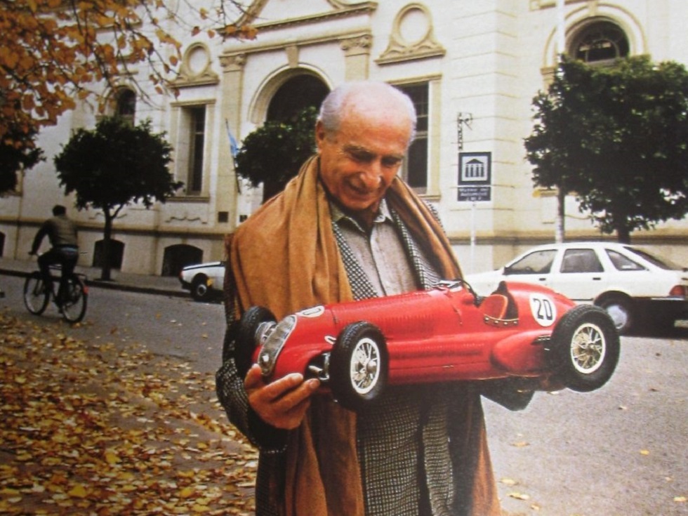 Se cumplen 28 años de la muerte de Juan Manuel Fangio