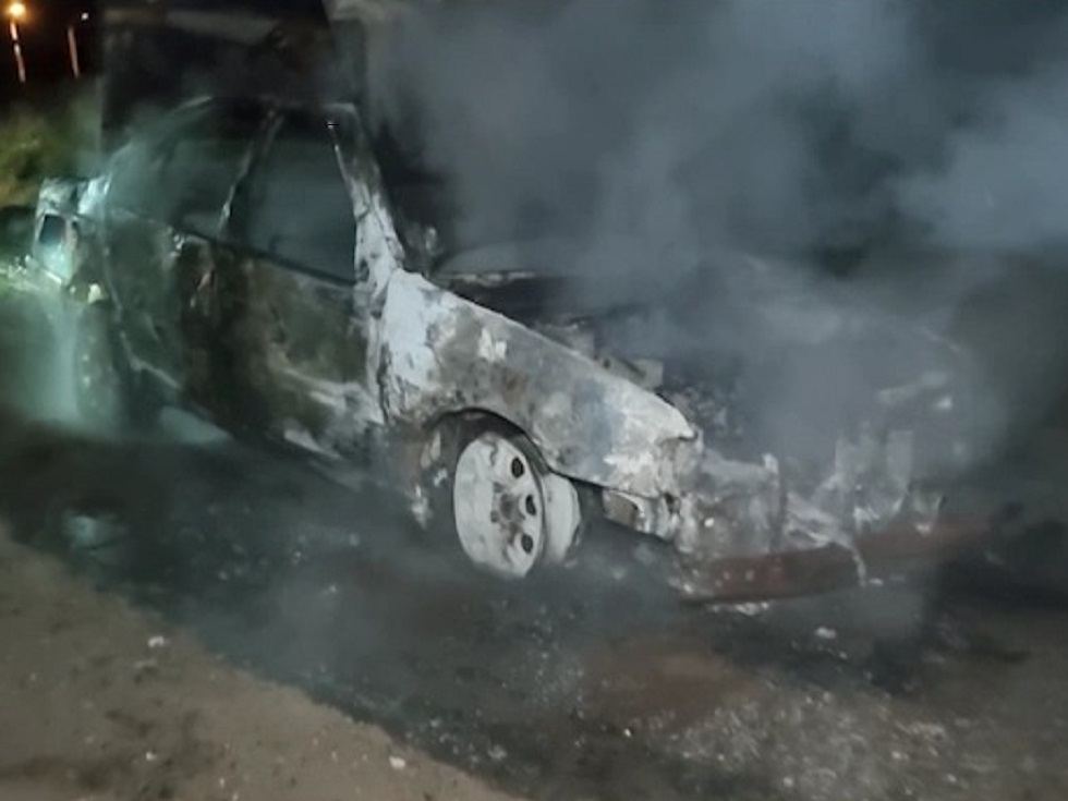 Un auto fue consumido por las llamas en la Ruta Nacional 226