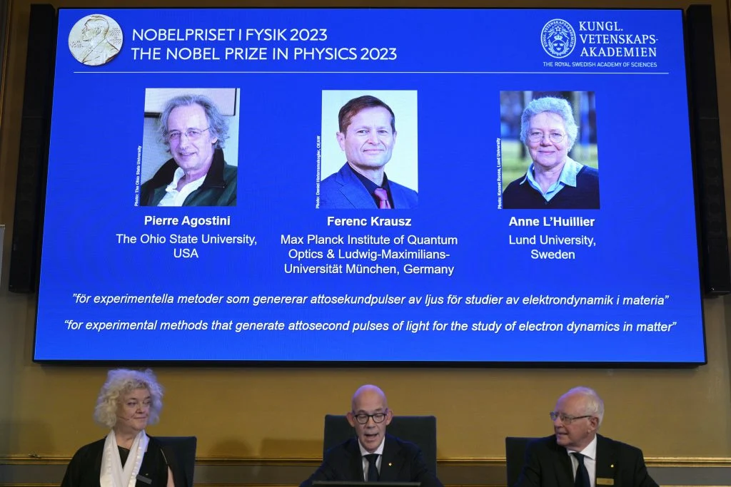 El Nobel premia a los pioneros de la investigación subatómica generando attosegundos
