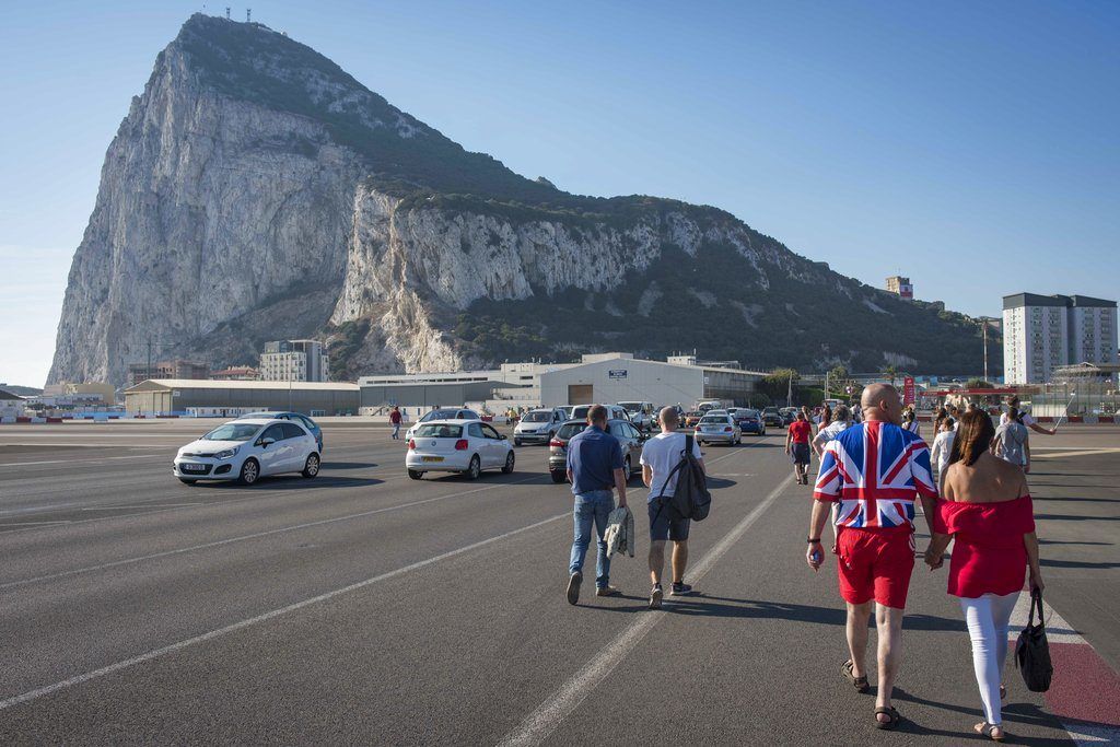 España informó del inminente acuerdo con el Reino Unido sobre Gibraltar