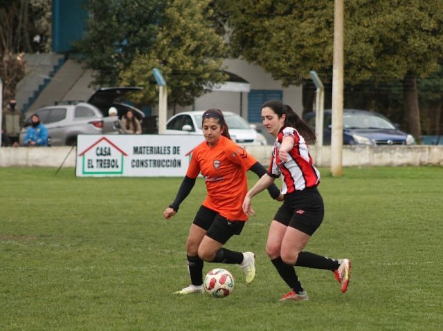 FEMENINI: SEMI APERTURA