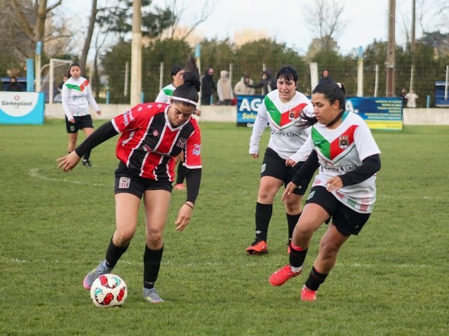 FEMENINO SEMI APERTURA